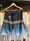 Short Oakley Surf Praia Logo Preto Azul - Pronta Entrega