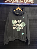 Moletom Broken Planet “Different Worlds” - Pronta Entrega