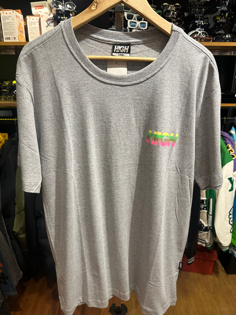 Camisa High CO. Fantasy Tee Cinza - Pronta Entrega