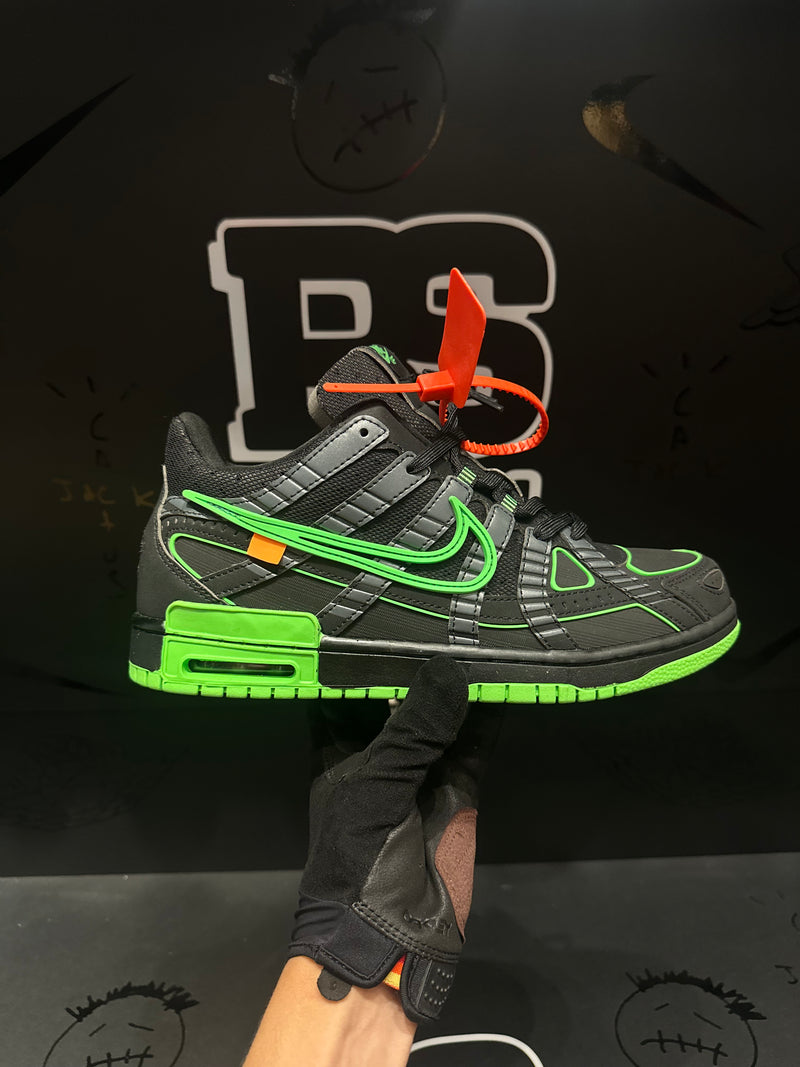 Tênis Nike Rubber Dunk x Off-White
Green Strike - Pronta Entrega