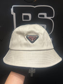 Bucket Prada Bege - Pronta Entrega