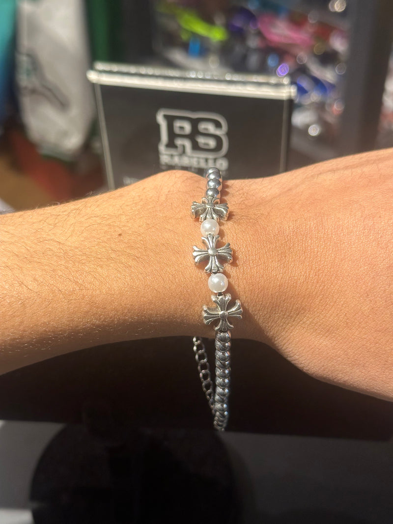Pulseira Chrome Hearts Pérolas Prata Cruzes 19 + 5 CM - Pronta Entrega