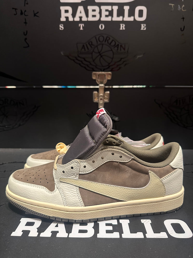 Tênis Nike Air Jordan 1 Retrô Low OG SP x Travis Scott Reverse Mocha - Creme - Pronta Entrega