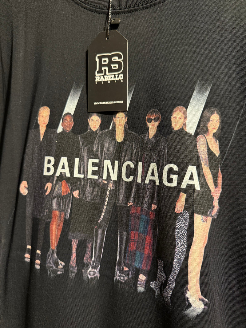 Camiseta Balenciaga Printed Preta - Pronta Entrega