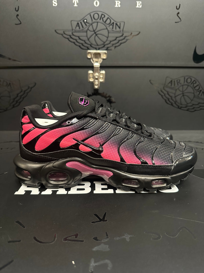 Tênis Air Max TN Plus "Black Hyper Pink" - Pronta Entrega