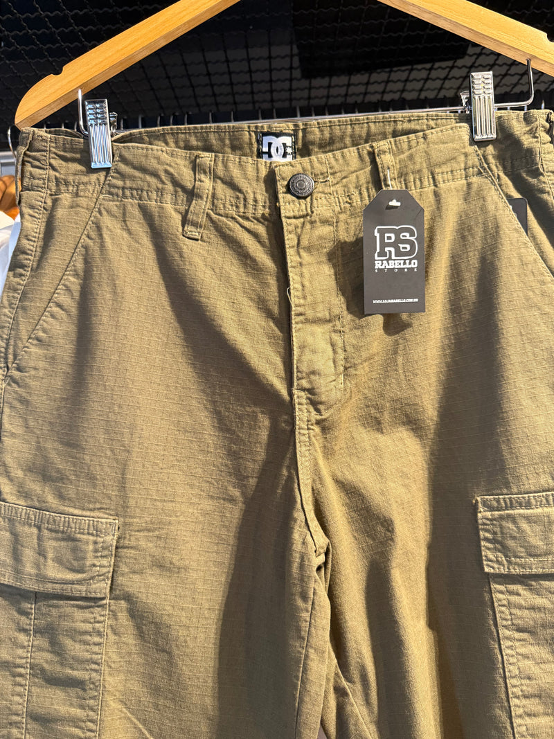 Short DC Cargo Militar Green - Pronta Entrega