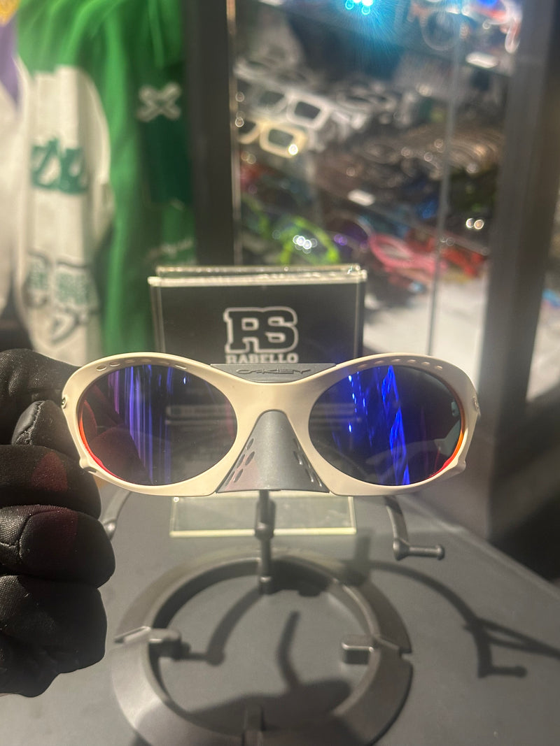 Óculos Oakley PLANTARIS Bege Lente Prizm - Pronta Entrega