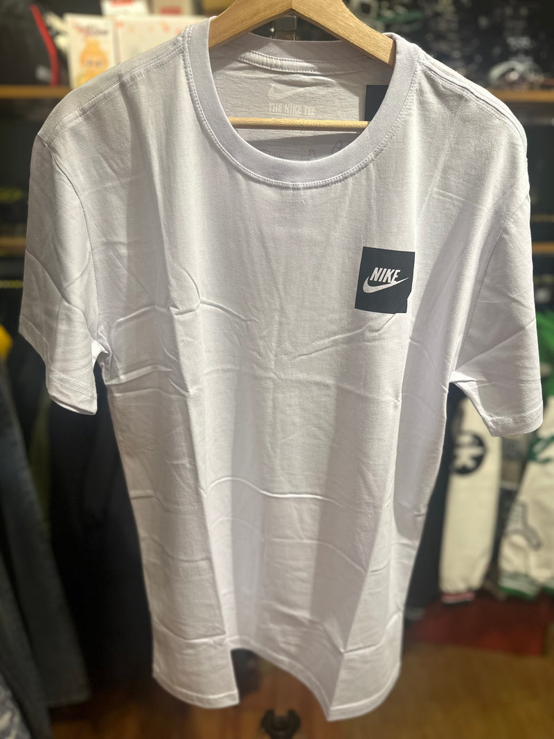 Camisa Nike “There is no Finish Line” Branca - Pronta Entrega