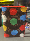 Carteira Louis Vuitton YAYOI KUSAMA PASSPORT COVER MONOGRAM MULTICOLOR - Pronta Entrega