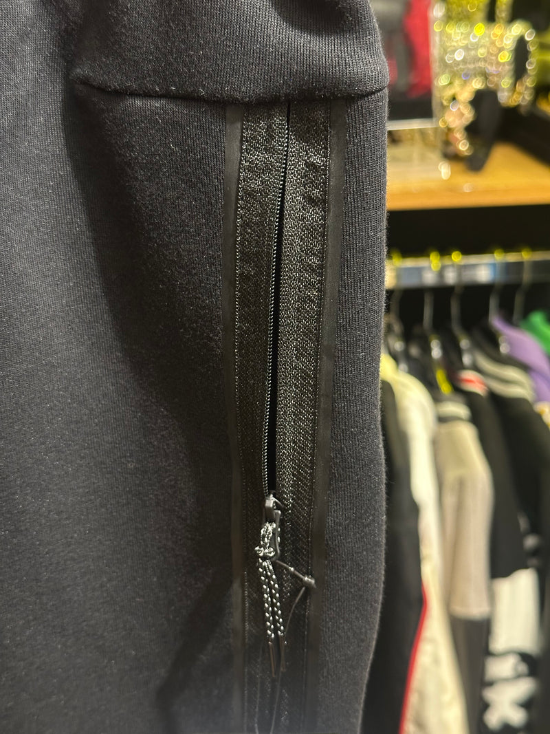Calça Moletom Nike Slim Fit Preta/Vermelha Com Punho - Pronta Entrega
