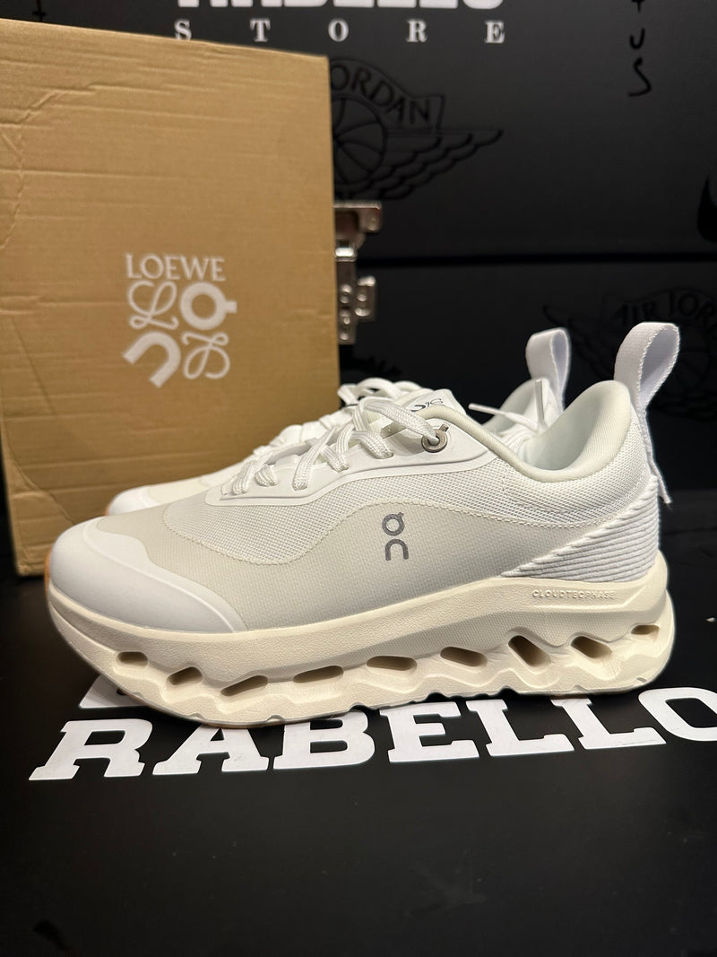 Tênis On Running Cloudtilt 2.0 x Loewe White Khaki - Pronta Entrega