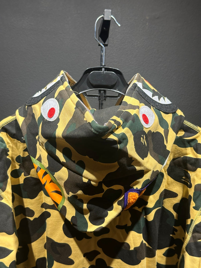Jaqueta Bape Shark Camo Full Zip - Pronta Entrega