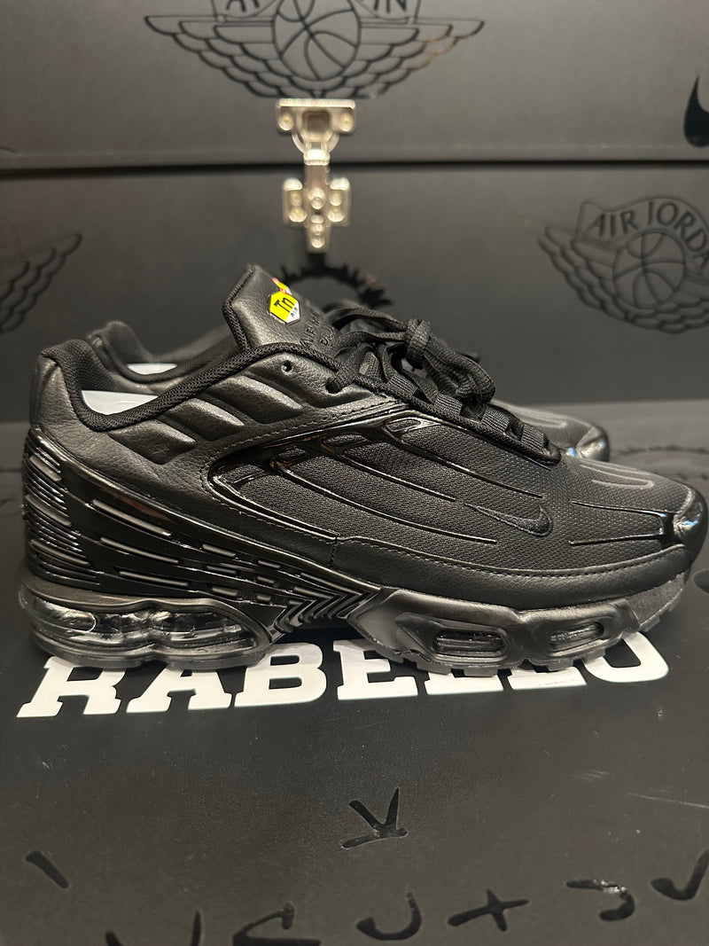 Tênis Air Max TN Plus Triple Black - Pronta Entrega