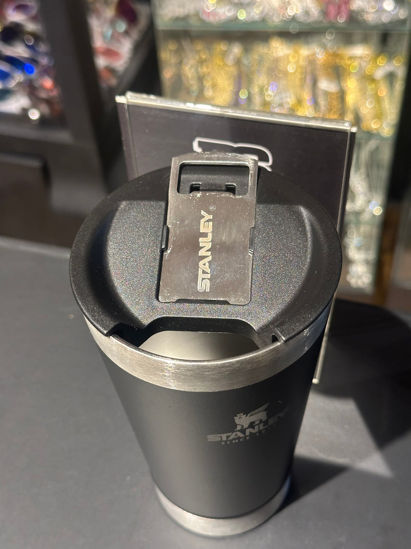 Copo Stanley Preto Com Abridor de Lata 473ML - Pronta Entrega