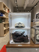 Sneaker Box LED Vitrine para Tenis com Luzes por Voz e Porta Magnética - Pronta Entrega