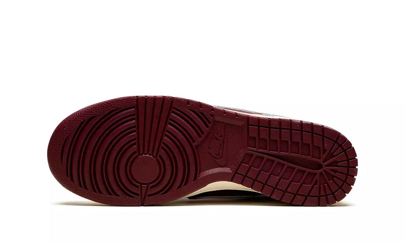 Nike Dunk Low 'Valentine's Day' Bordô / Creme - Encomenda
