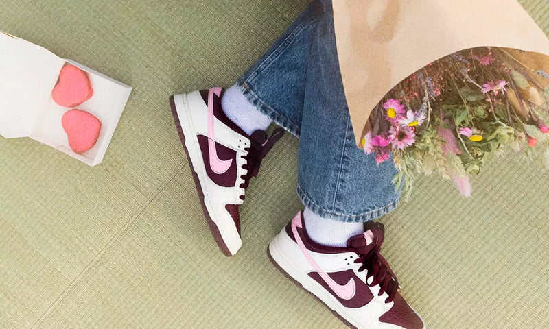 Nike Dunk Low 'Valentine's Day' Bordô / Creme - Encomenda