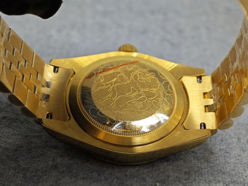 Relógio BAPE Type 6 BAPEX Dourado - Encomenda