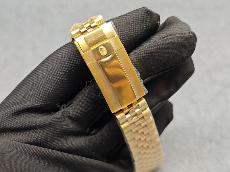 Relógio BAPE Type 6 BAPEX Dourado - Encomenda