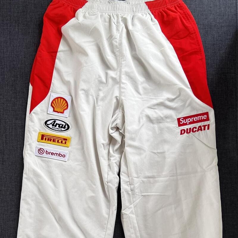 Conjunto Supreme x Ducati Branco - ENCOMENDA