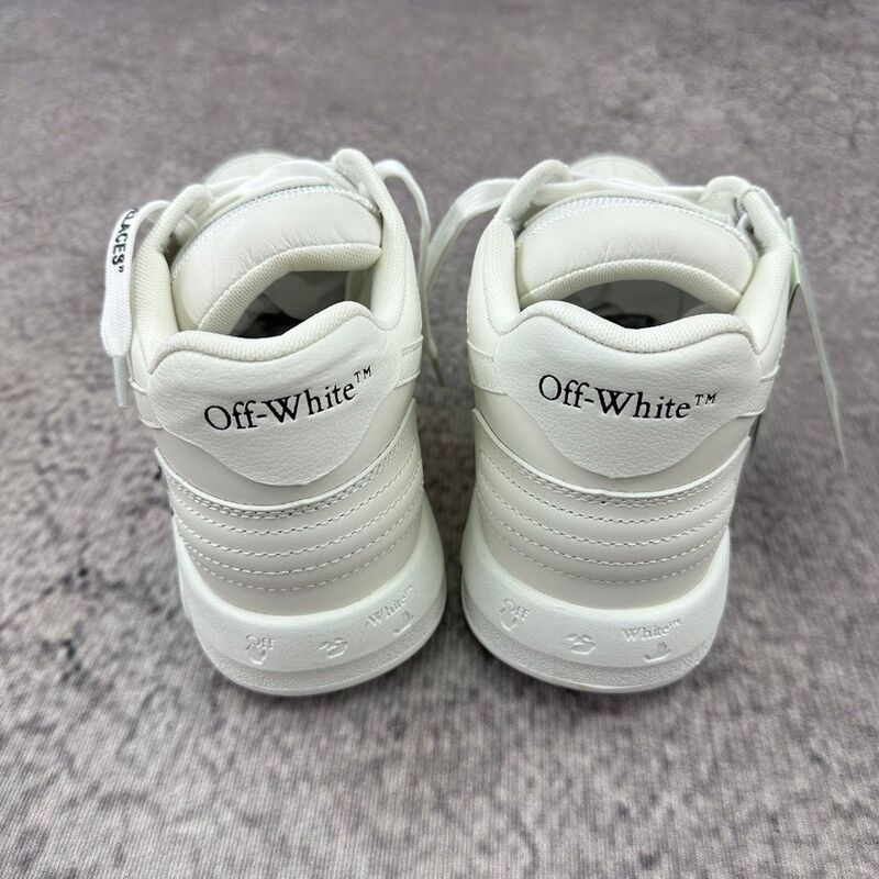 Off-White Out of Office For Walking White - Encomenda