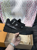 Louis Vuitton Black Crystal 'LV Trainer Maxi' - Encomenda