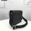 Louis Vuitton Bag Messenger District Monogram Eclipse - Encomenda