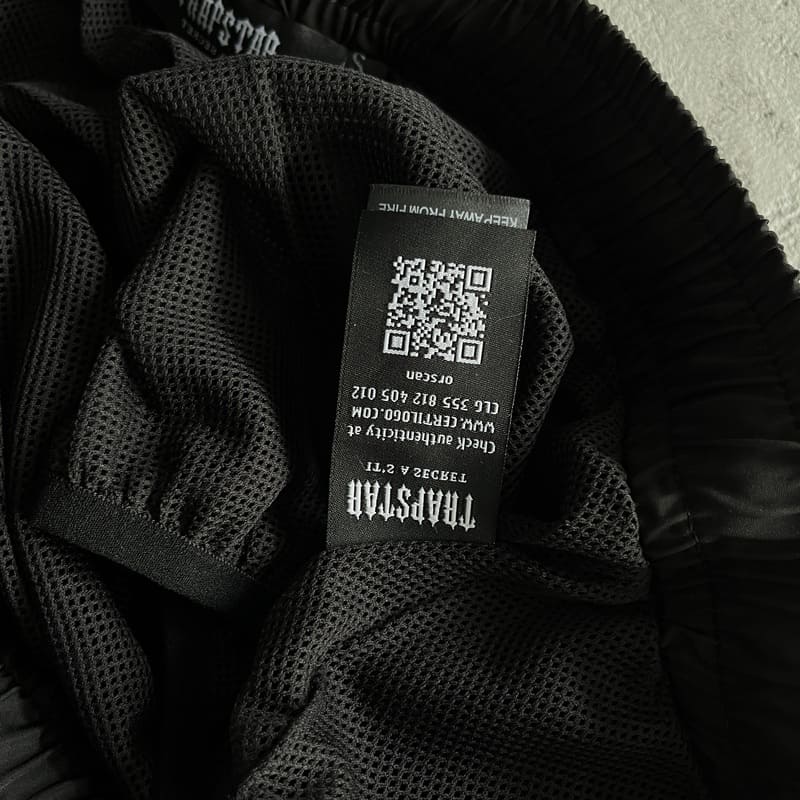 Shorts Trapstar Script Swimming Black/Nigara Mist - Encomenda