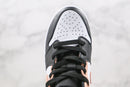 Jordan 1 Mid Arctic Orange Black Toe (GS) - Encomenda