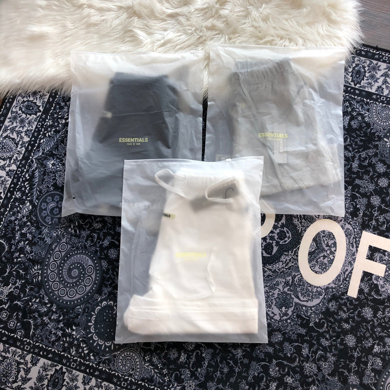 Bermuda Fear Of God Essentials Preto 4 - Encomenda