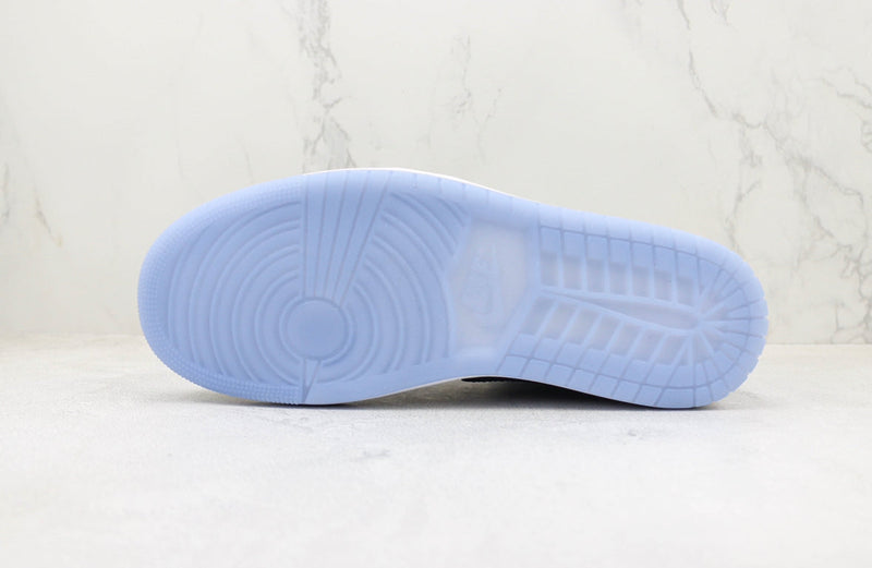 Jordan 1 Mid SE Space Jam - Encomenda