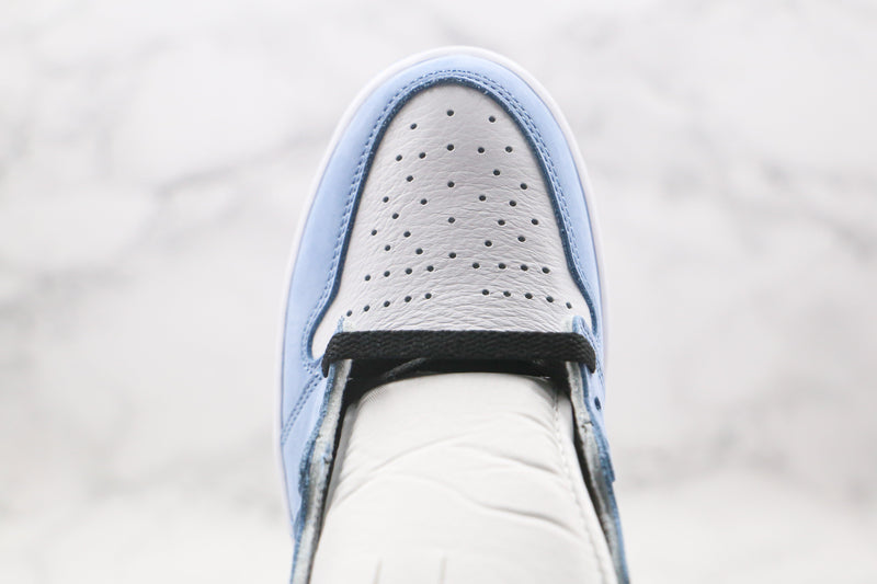 Jordan 1 Retro High White University Blue Black - Encomenda