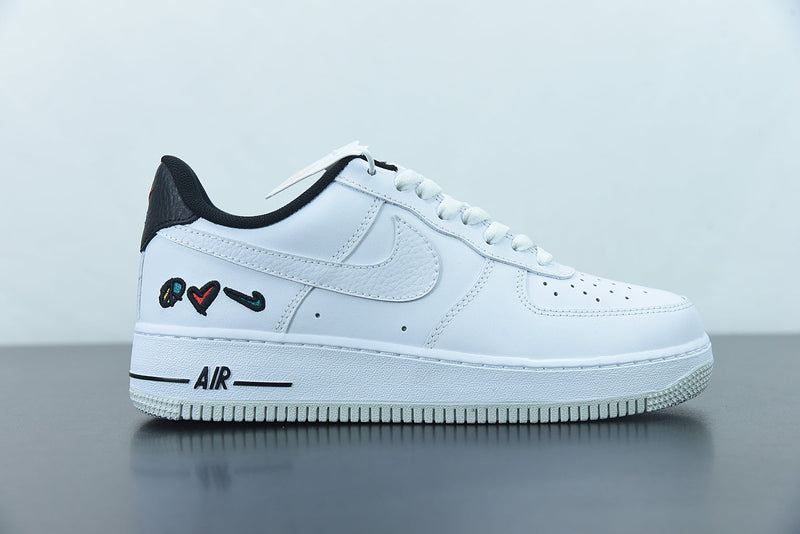 Nike Air Force 1 LV8 3 Peace, Love, Swoosh - Encomenda