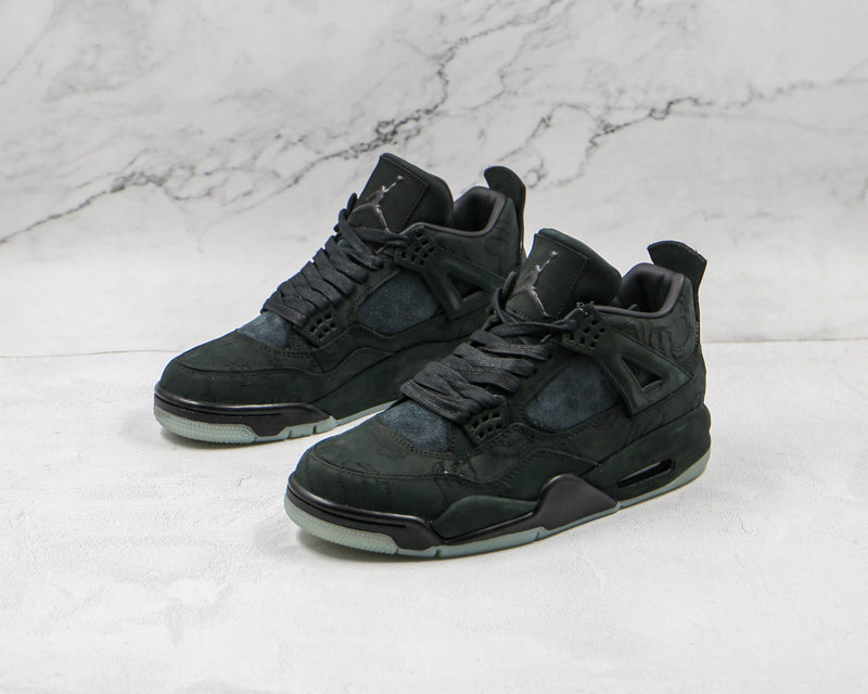Jordan 4 Retro Kaws Black - Encomenda