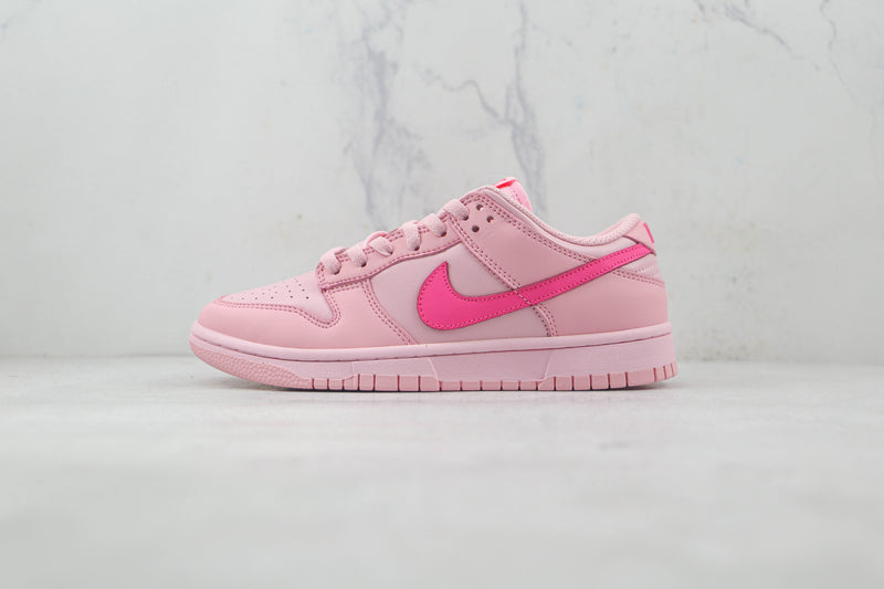 Nike Dunk Low Triple Pink (Barbie) - Encomenda