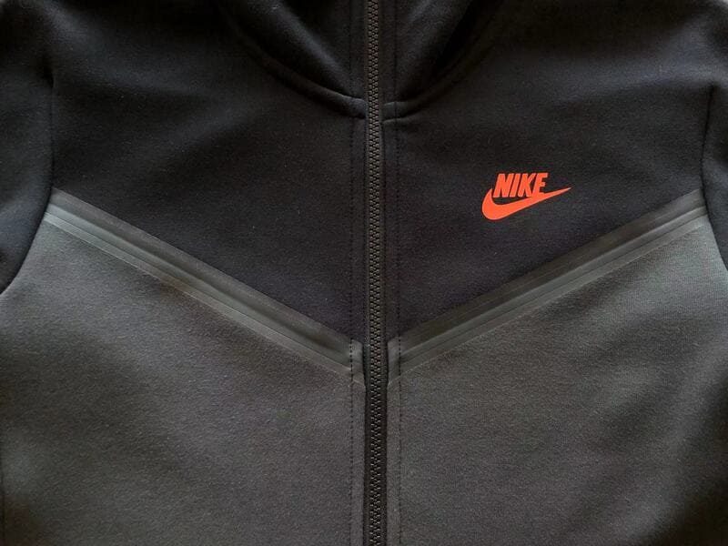 Conjunto Nike Tech Fleece Cinza escuro / Preto / Laranja - Encomenda