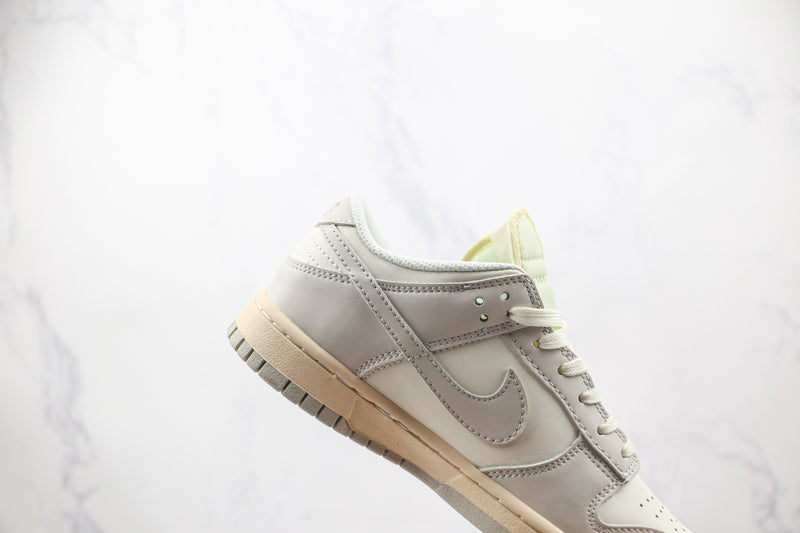 Nike Dunk Low Light Bone - Encomenda