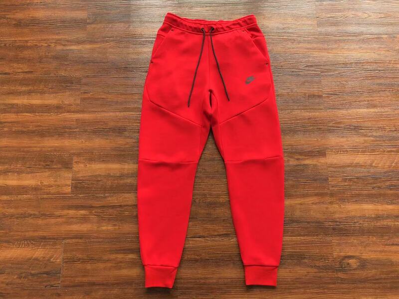 Conjunto Nike Tech Fleece Vermelho - Encomenda