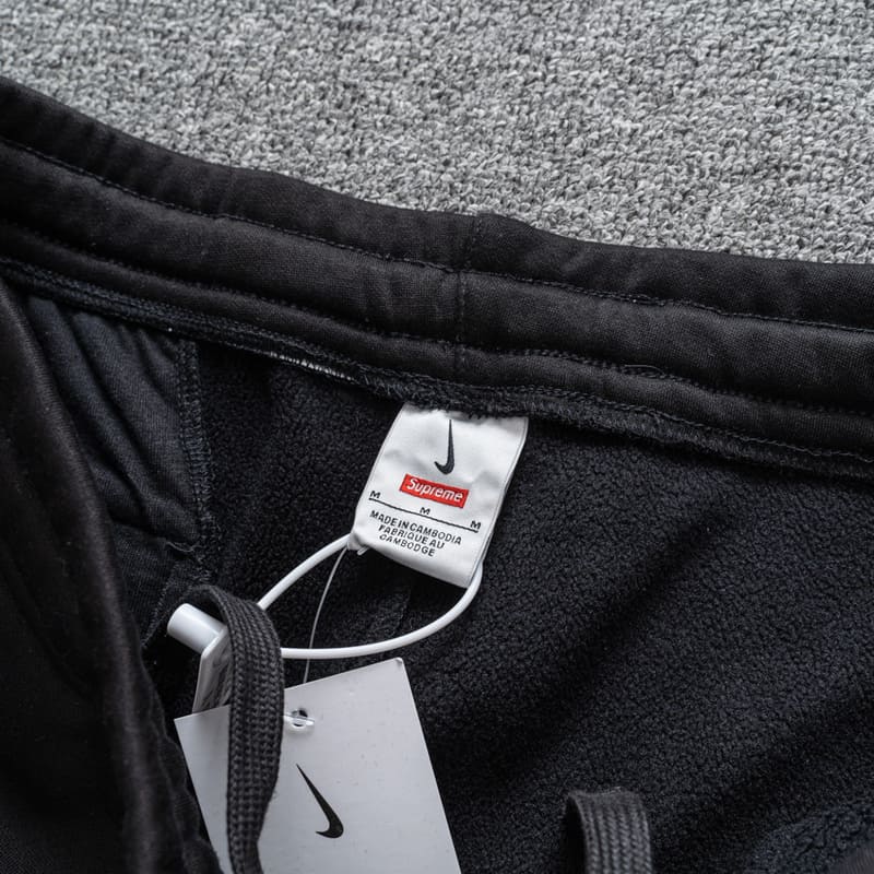 Calça Supreme x Nike Arc - ENCOMENDA