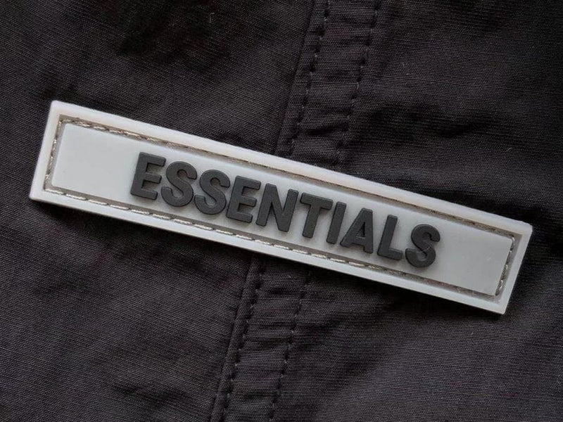 Shorts Fear of God Essentials Refletivo - Encomenda