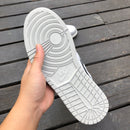 Jordan 1 Retro High OG White Cement - Encomenda