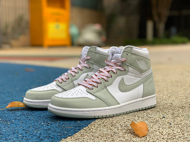 Jordan 1 Retro High OG Seafoam - Encomenda