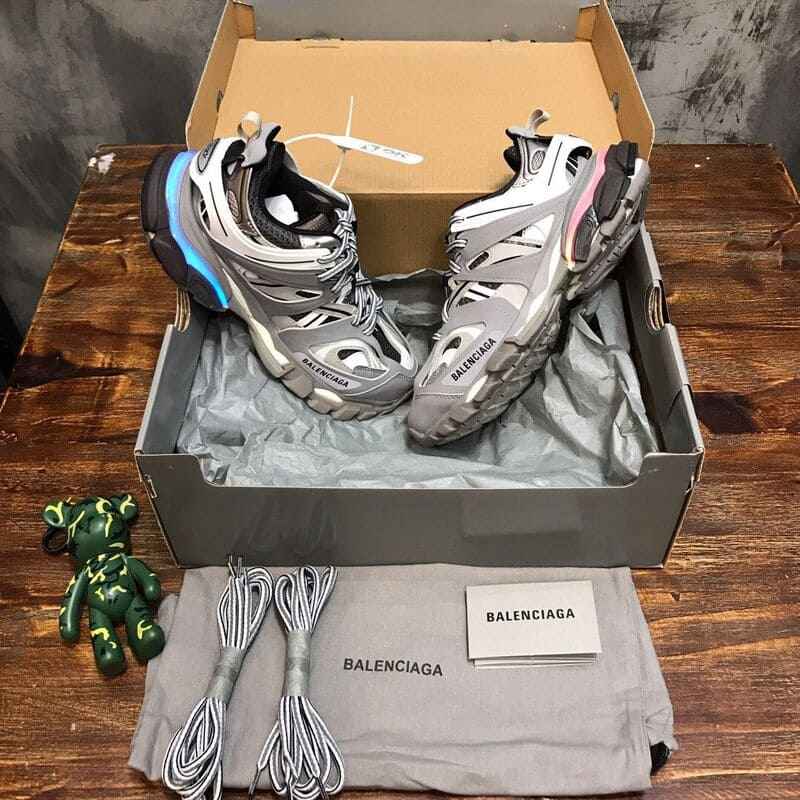 (激レア)BALENCIAGA trackLED40 Balenciaga Track LED Gray