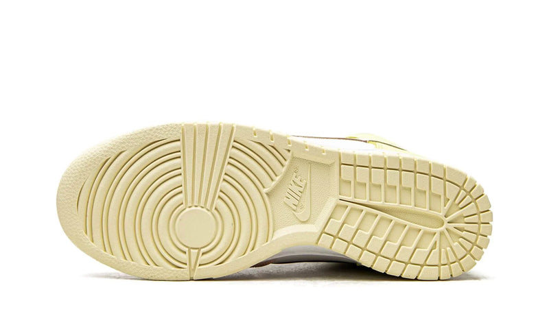 Tênis Nike Dunk High Feminino "Lemon Twist" - Encomenda