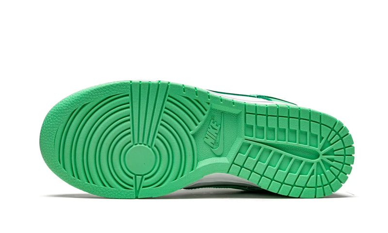 Tênis Nike Dunk Low Feminino "Green Glow" Verde - Encomenda
