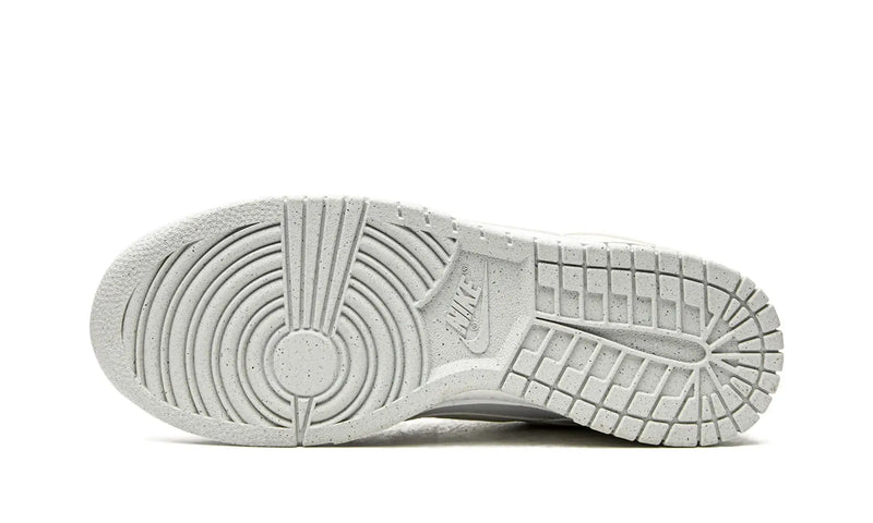 Tênis Nike Dunk Low Feminino "Move to Zero Sail" Branco - Encomenda