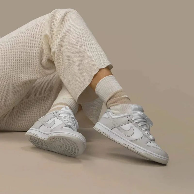 Tênis Nike Dunk Low Feminino "Photon Dust" Cinza - Encomenda