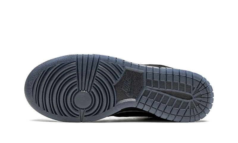 Tênis Nike Dunk Low x Undefeated "5 on it" - Encomenda