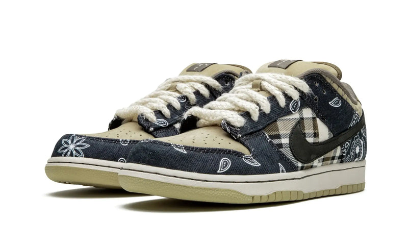 Tênis Nike Dunk Low SB  x Travis Scott "Cactus Jack" - Encomenda
