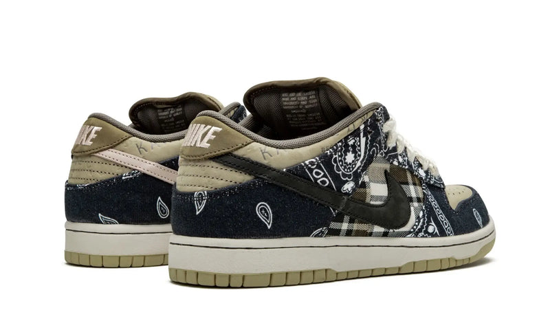 Tênis Nike Dunk Low SB  x Travis Scott "Cactus Jack" - Encomenda